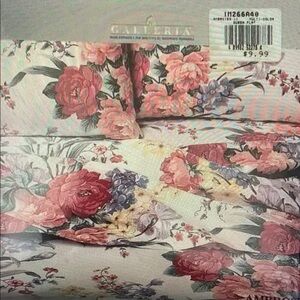 GALLERIA BY WESTPOINT PEPPERELL queen flat sheet 180 threads Floral